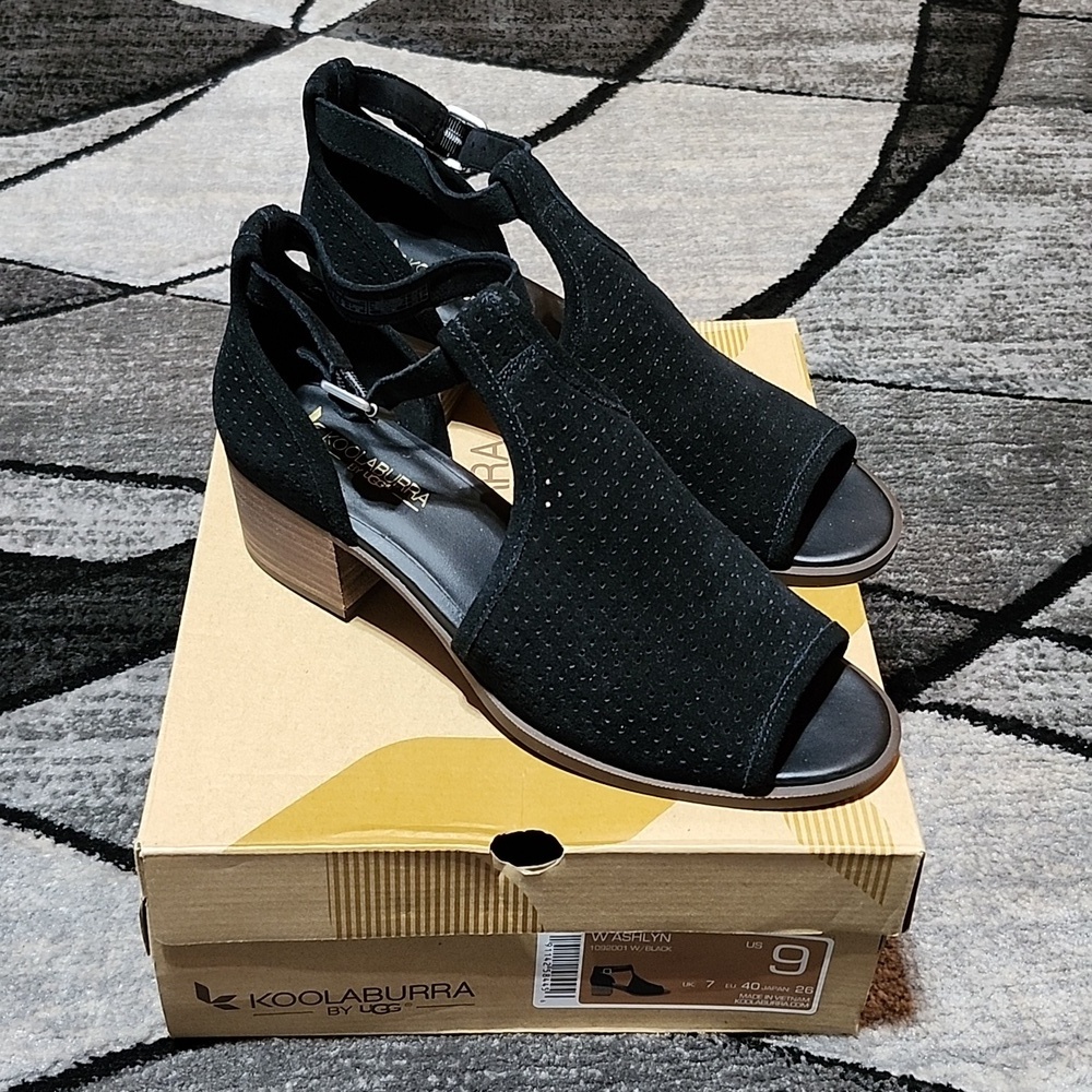 KOOLABURRA BY UGG W ASHLYN BLACK SUEDE PUMP HEEL SANDALS BOOTIE